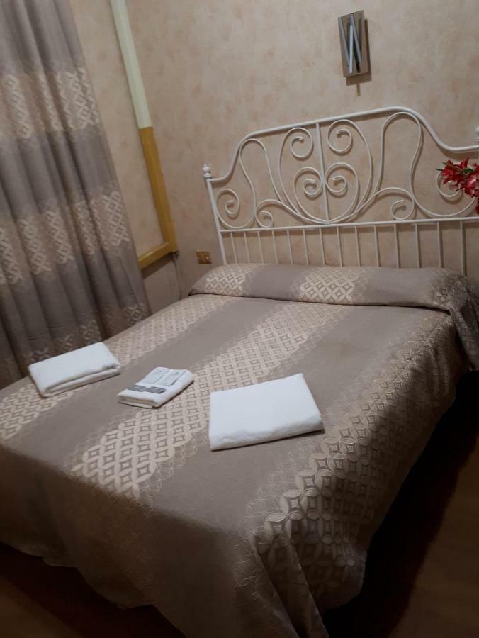 Renting Rooms Rzym Zewnętrze zdjęcie