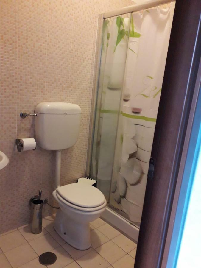 Renting Rooms Rzym Zewnętrze zdjęcie