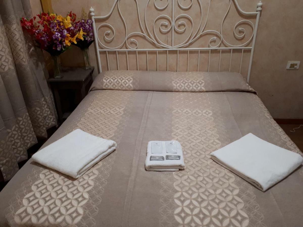 Renting Rooms Rzym Zewnętrze zdjęcie